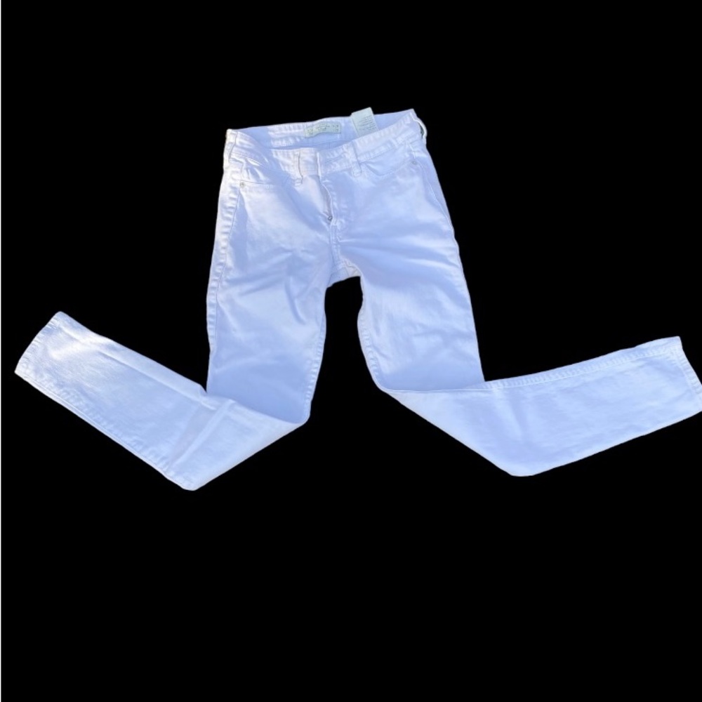 Abercrombie and fitch white Pants